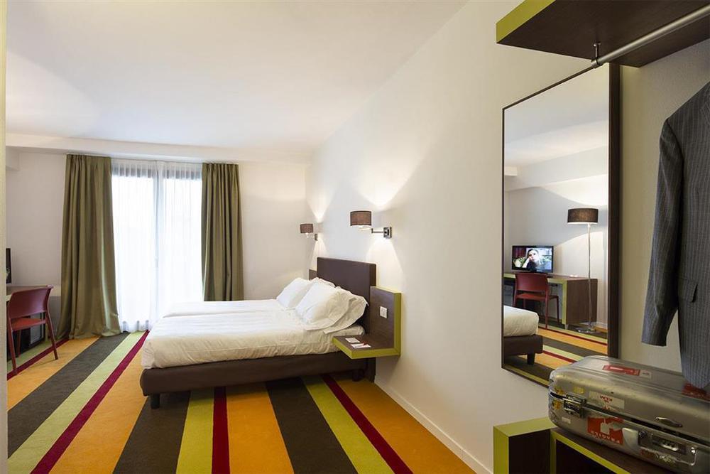 Unaway Hotel Fabro Phòng bức ảnh