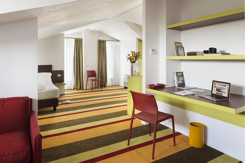 Unaway Hotel Fabro Ngoại thất bức ảnh