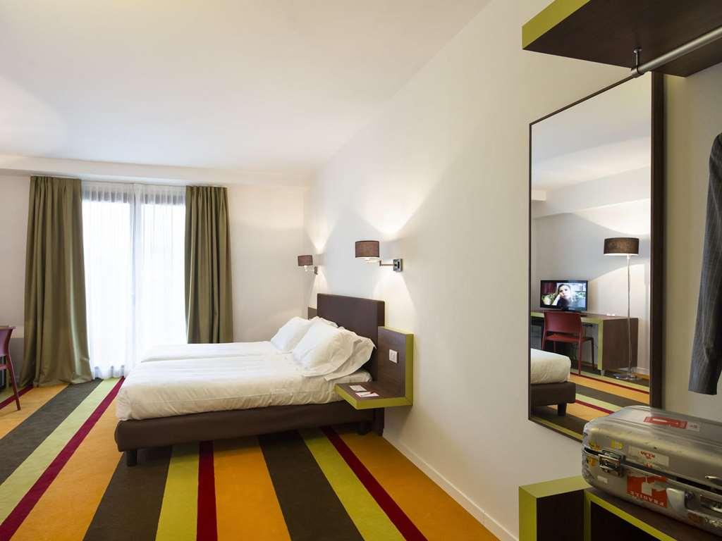 Unaway Hotel Fabro Phòng bức ảnh
